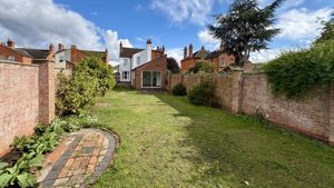 Photo 10- click for photo gallery